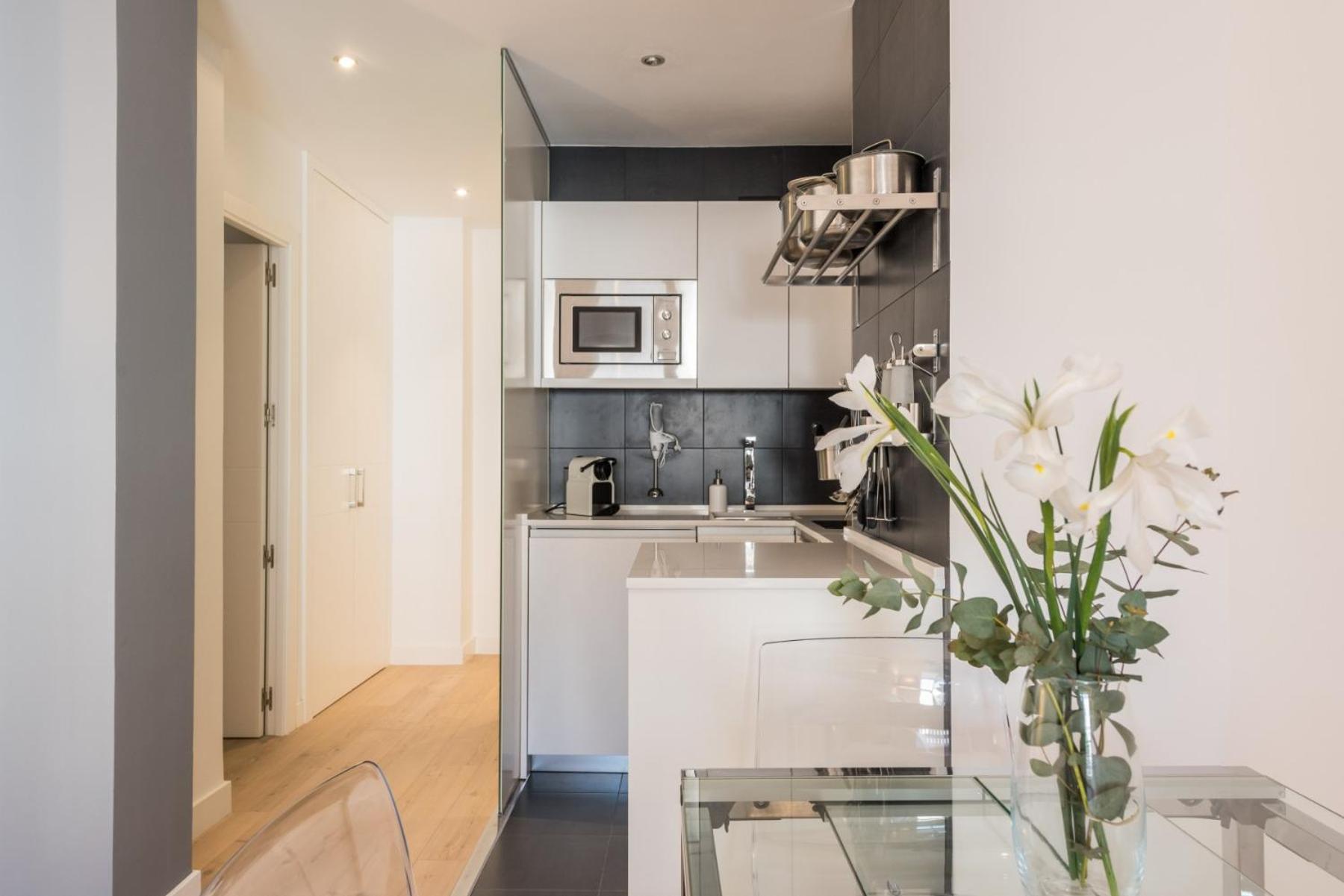 Chueca Suites Мадрид Экстерьер фото