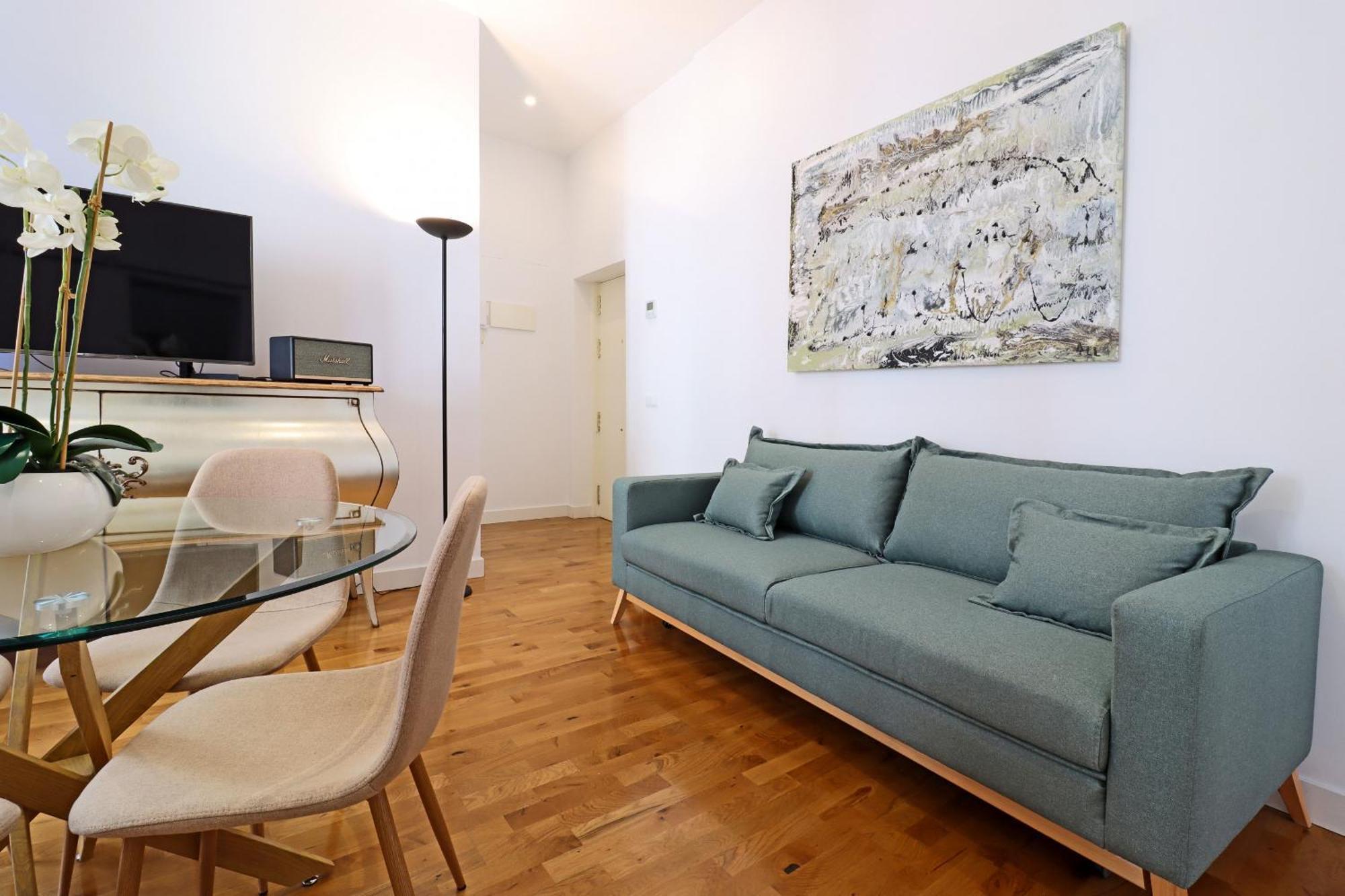 Chueca Suites Мадрид Экстерьер фото