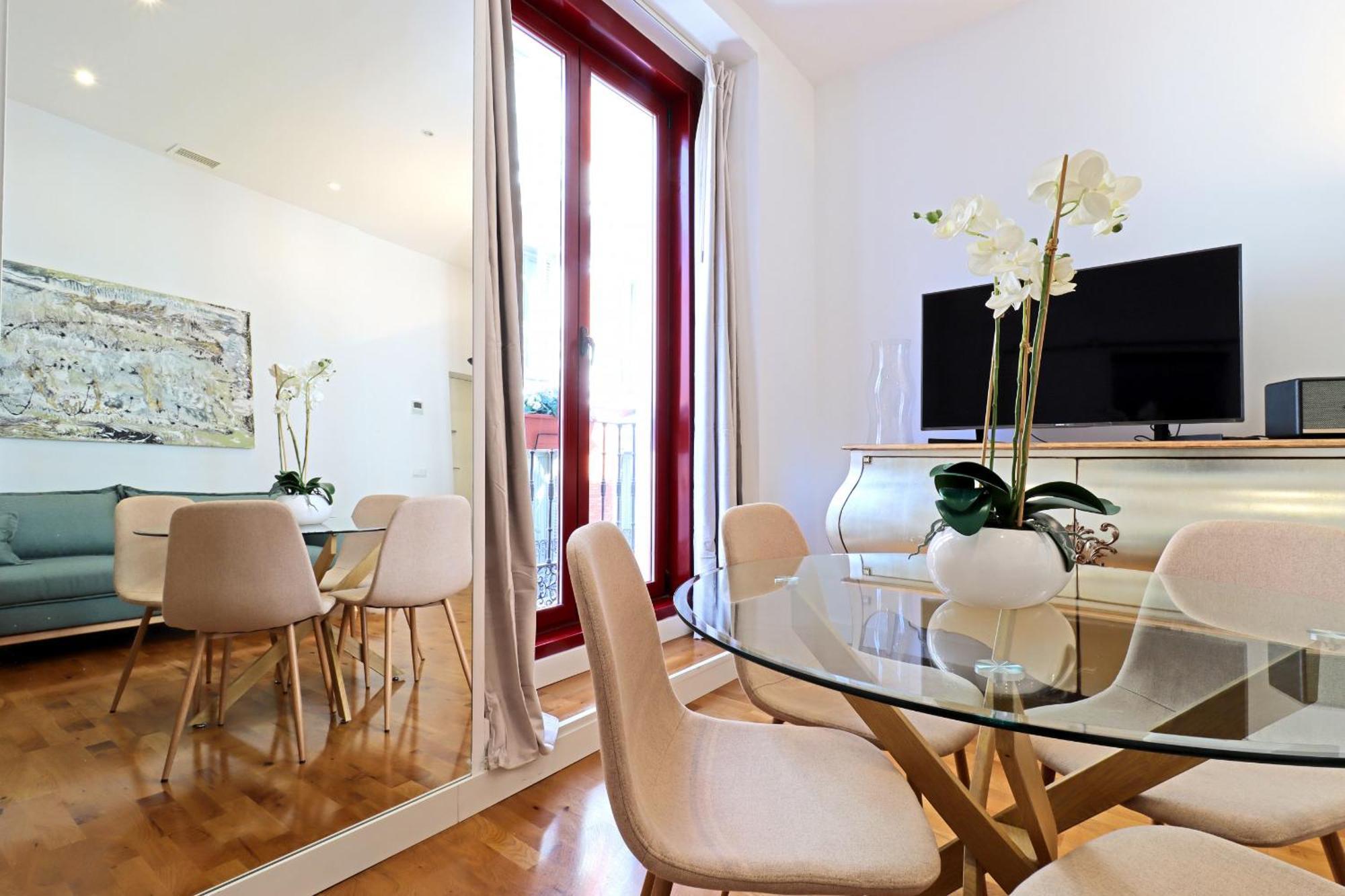 Chueca Suites Мадрид Экстерьер фото